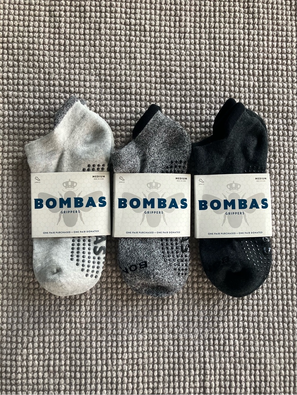 Bombas Grippers Ankle Sock 3 pairs assorted nurture  colours bundle NWT (M)